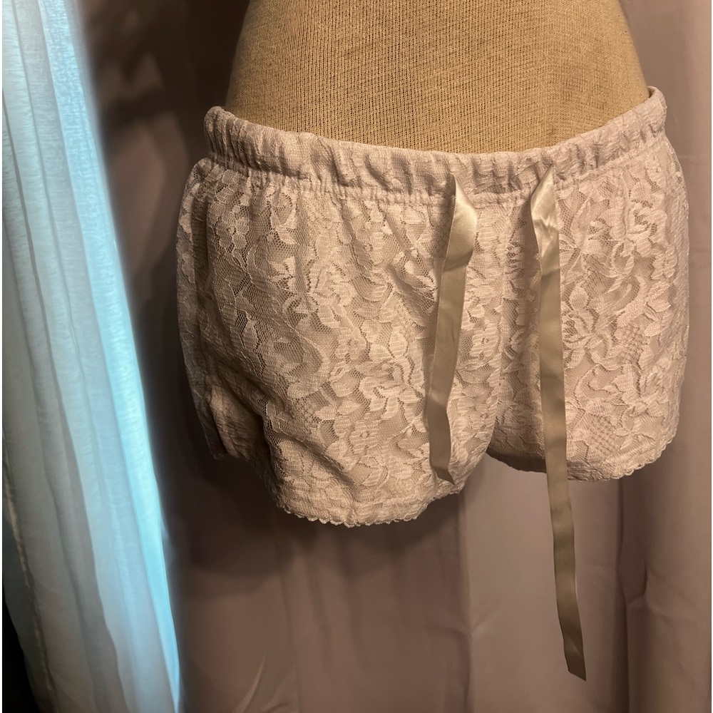 Bobbie brooks Pink Lace Sexy New Women’s Bottoms Pajama shorts size Medium